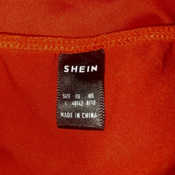 SHEIN Privé Halter Burnt Red Dress w/ Chain Design - Picture 6 of 6